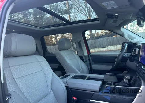 2023 Toyota Tundra Crewmax Limited из США, поврежденный, VIN 5TFJC5DB5PX037745